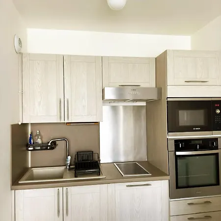 Appartement Magnolia 40M2, Parking Et Wifi Gratuit Montévrain Esterno foto